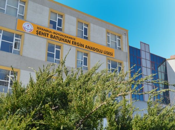Şehit Batuhan Ergin Anadolu Lisesi Fotoğrafı